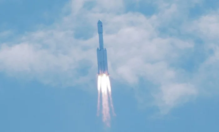 Грузовой корабль «Тяньчжоу-3» пристыковался к станции КНР