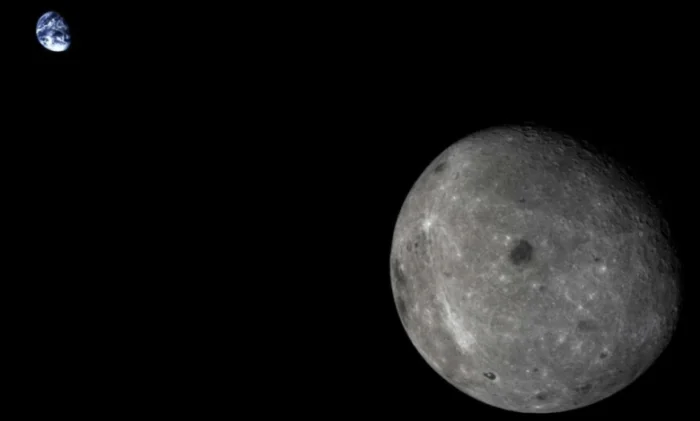 Китай испытает спутники связи для лунной программы